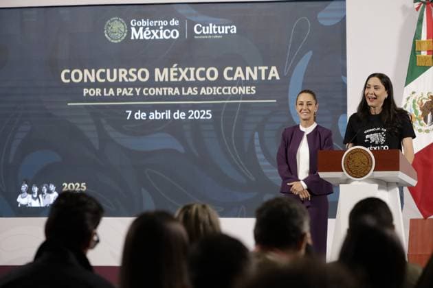 Mexico s President, Claudia Sheinbaum Pardo, is seen behind while Mexico s Culture Minister, Claudia Curiel de Icaza speaks about The Mexico Canta music competition for singers and songwriters in Mexico and the United States during a briefing conference at National Palace. on April 7, 2025 in Mexico City, Mexico. Mexico City Mexico - ZUMAe321 20250407_zia_e321_002 Copyright: xLuisxBarronx