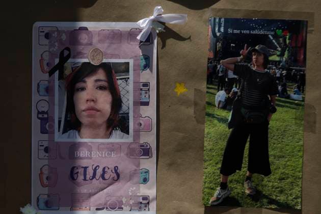 Hold A Tribute In Memory Of Citlali Berenice Giles And Miguel Angel Rojas Students from FES Aragon in the State of Mexico pay tribute with an offering to Berenice Giles and Miguel Angel Rojas, photographers who die after a crane collapses while they are covering the AxeCeremonia concert in Mexico City, Mexico, on April 6, 2025. On April 7, 2025. State of Mexico Mexico  Copyright: xGerardoxVieyrax originalFilename: vieyra-notitle250407_npnFA.jpg