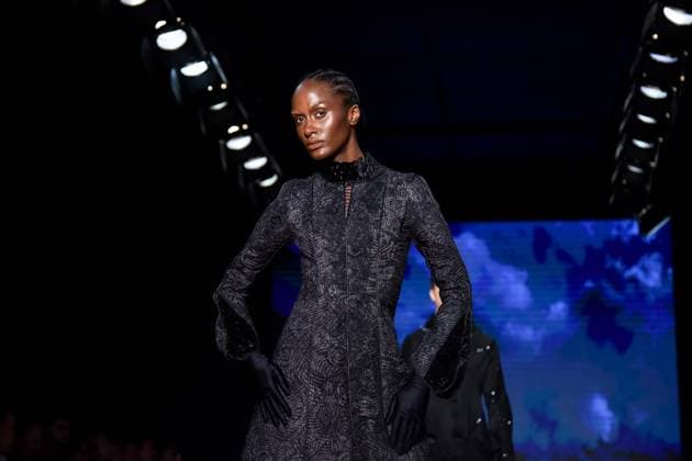 SÃO PAULO, SP - 08.04.2025: 59TH EDITION OF SÃO PAULO FASHION WEEK - Lino Villaventura brand fashion show at São Paulo Fashion Week edition 59, (SPFW N59) which celebrates 30 years in 2025, this Tuesday, (8) at Shopping JK Iguatemi, SP. x2718620x  RobertoxCasimiro