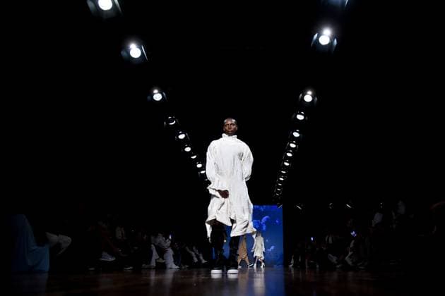 SÃO PAULO, SP - 08.04.2025: 59TH EDITION OF SÃO PAULO FASHION WEEK - Lino Villaventura brand fashion show at São Paulo Fashion Week edition 59, (SPFW N59) which celebrates 30 years in 2025, this Tuesday, (8) at Shopping JK Iguatemi, SP. x2718701x  RobertoxCasimiro