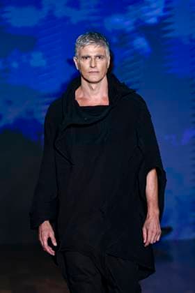 Fashion show by designer lino lillaventura at sao paulo fashion week n59 Sao paulo (sp), 08.04.2025 - fashion spfw n59 lino villaventura - actor reynaldo gianecchin at the fashion show by designer lino villaventura at sao paulo fashion week n59, at jk iguatemi, in vila olimpia, this tuesday, april 8, 2025. (Foto: Leco Viana Thenews2 imago images) Fashion show by designer lino lillaventura at sao paulo fashion week n59  Copyright: xLecoxVianax