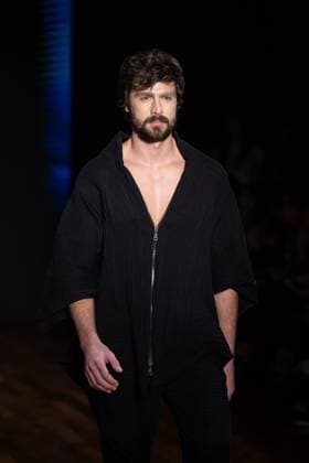 SÃO PAULO, SP - 08.04.2025: 59TH EDITION OF SÃO PAULO FASHION WEEK - Fashion show by designer Lino Villaventura during the night of this Tuesday (08) at SPFW N59, held at Shopping JK Iguatemi in São Paulo, SP. x2718740x  RodileixMorais