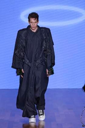 Fashion show by designer dario mittmann at sao paulo fashion week n59 Sao paulo (sp), 08.04.2025 - fashion spfw n59 dario-mittmann - pietro antonelli, son of actress giovanna antonelli and actor murilo benicio, at the fashion designer dario mittmann s show at sao paulo fashion week n59, at jk iguatemi, in vila olimpia, this tuesday, april 8, 2025. (Foto: Leco Viana Thenews2 imago images) Fashion show by designer dario mittmann at sao paulo fashion week n59  Copyright: xLecoxVianax