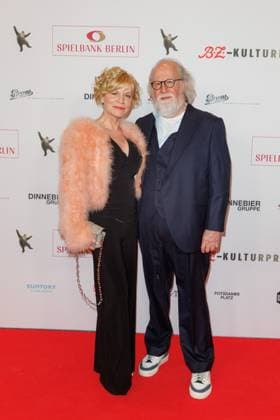 Award ceremony B Z Kulturpreis Anne Kasprik and Oren Schmuckler at the B Z Kulturpreis 2025 at the Theater am Potsdamer Platz on 08 04 2025 in Berlin Copyright: xEventpressxKochanx