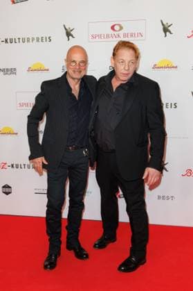 Award ceremony B Z Kulturpreis Christian Berkel and Ben Becker at the B Z Kulturpreis 2025 at the Theater am Potsdamer Platz on 08 04 2025 in Berlin Copyright: xEventpressxKochanx
