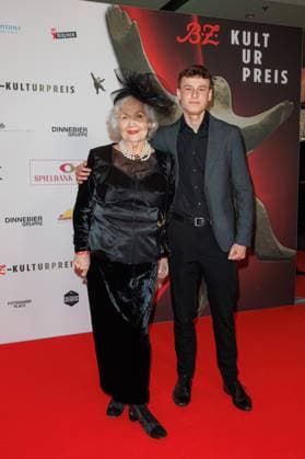 Award ceremony B Z Kulturpreis Ulla Klingbeil and Rafael Klingbeil at the B Z Kulturpreis 2025 at the Theater am Potsdamer Platz on 08 04 2025 in Berlin Copyright: xEventpressxKochanx