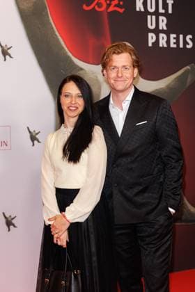 Award ceremony B Z Culture Prize Nadja Jo Klapper and Johannes Heinrichs at the B Z Culture Prize 2025 at the Theater am Potsdamer Platz on 08 04 2025 in Berlin Copyright: xEventpressxKochanx