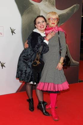 Award ceremony B Z Kulturpreis Klara Johanna Hanna Lakomy and Monika Ehrhardt at the B Z Kulturpreis 2025 at the Theater am Potsdamer Platz on 08 04 2025 in Berlin Copyright: xEventpressxKochanx