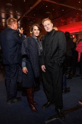 Award ceremony B Z Kulturpreis Yara Hoffmann and Danny Reinke at the B Z Kulturpreis 2025 at the Theater am Potsdamer Platz on 08 04 2025 in Berlin Copyright: xEventpressxKochanx