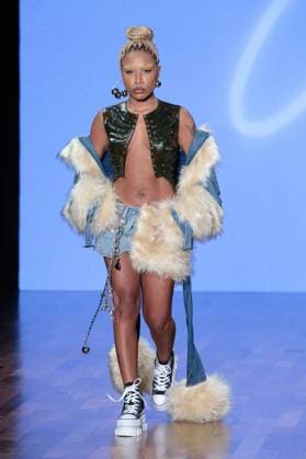 Sao Paulo Fashion Week Model on the runway for Dario Mittmann during the 59th edition of Sao Paulo Fashion Week, held at Shopping JK Iguatemi, in the west zone of Sao Paulo, this Tuesday, April 8. SoO PAULO SP BRAZIL Copyright: xCicaxNederx