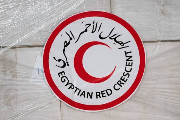 President Emmanuel Macron and Egyptian President Abdel Fattah al Sissi visit the Egyptian Red Crescent logistics center in El Arich President Emmanuel Macron and Egyptian President Abdel Fattah al Sissi visit the Egyptian Red Crescent logistics center in El Arich on April 8, 2025 Jeanne Accorsini Pool Bestimage Illustrations of Red Crescent logistics center, humanitarian aid destined to Gaza,El Arish, Egypt April 08, 2025 01ACCORSINIJEANNE CRESCENT 007 Credit JEANNE ACCORSINI SIPA 2504082124 El Arich Egypte  Copyright: xJeannexAccorsini Pool BestimagexJeannexAccorsini Pool Bestimagex