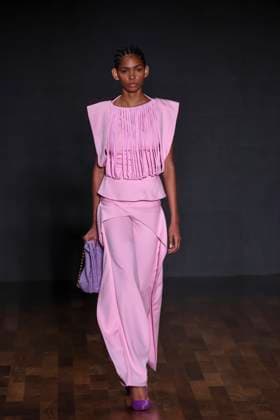 Sao Paulo Fashion Week N59 In Sao Paulo, Brazil, on April 9, 2025, a fashion show by designer Weider Silverio takes place at Sao Paulo Fashion Week N59 at JK Iguatemi in Vila Olimpia. Sao Paulo Sao Paulo Brasil  Copyright: xThenews2x originalFilename: thenews2-fashions250409_npuns.jpg