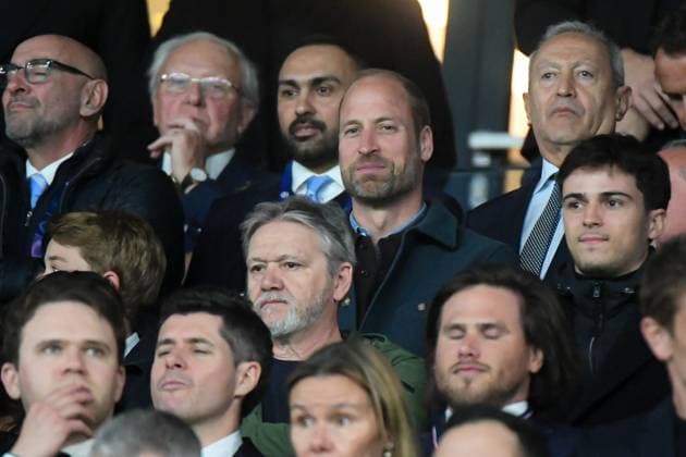 Celebs in the stands Parc des Princes Prince William PSG vs Aston Villa, Champions League, Parc des Princes, Paris, France, on April 9, 2025 09 04 2025 Paris, FRANCE 442786 2025 04 09 PARIS France Prince William, Prince of Wales England Prince George Alexander Louis de Cambridge England  Copyright: xL.Urmanx xStarfacex STAR_442786_021