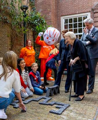 10-04-2025 Gouda Princess Beatrix attend the Jantje Beton Prize in Gouda. Jantje Beton awards this prize to the most play-friendly city in the Netherlands is Breda. Â  Copyright: xPPEx