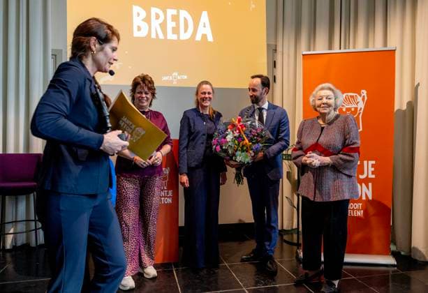 10-04-2025 Gouda Princess Beatrix attend the Jantje Beton Prize in Gouda. Jantje Beton awards this prize to the most play-friendly city in the Netherlands is Breda. Â  Copyright: xPPEx