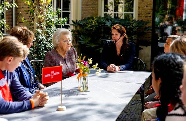 10-04-2025 Gouda Princess Beatrix attend the Jantje Beton Prize in Gouda. Jantje Beton awards this prize to the most play-friendly city in the Netherlands is Breda. Â  Copyright: xPPEx