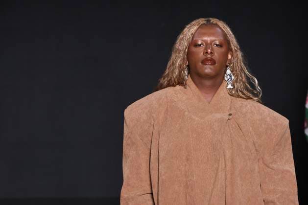 Dendezeiro brand fashion show at sao paulo fashion week n59 Sao paulo (sp), 10.04.2025 - fashion spfw n59 dendezeiro singer liniker at the dendezeiro fashion show at sao paulo fashion week n59, at jk iguatemi, in vila olimpia, this thursday, april 10, 2025. (Foto: Leco Viana Thenews2 imago images) Dendezeiro brand fashion show at sao paulo fashion week n59  Copyright: xLecoxVianax