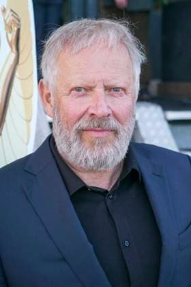 Axel Milberg Actor on the red carpet at the 47 Jupiter Award ceremony at the Altonaer Kaispeicher on 10 April 2025 in Hamburg Hamburg Germany