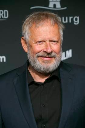 Axel Milberg Actor on the red carpet at the 47 Jupiter Award ceremony at the Altonaer Kaispeicher on 10 April 2025 in Hamburg Hamburg Germany