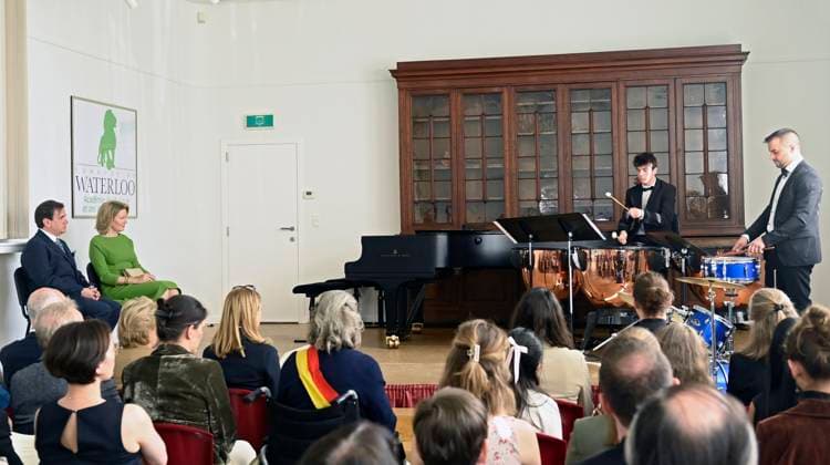 Queen Mathilde visits the Academy of Music and the Spoken Word in Waterloo WATERLOO, BELGIUM - APRIL 11 : Queen Mathilde visits the Academy of Music and the Spoken Word in Waterloo, a few weeks before the start of the 21st Queen Elisabeth Piano Competition (05-31 05) on April 11, 2025 in Waterloo, Belgium, 11 04 2025 Waterloo Belgium  Copyright: xDidierxLebrunx