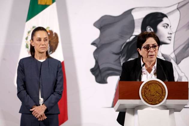 MexicoÃ¢â‚¬â ¢s President, Claudia Sheinbaum Pardo is seen behind while National Coordinator of Civil Protection, Laura Velazquez Alzua speaks during a briefing conference at National Palace. on April 14, 2025 in Mexico City, Mexico. Mexico City Mexico - ZUMAe321 20250414_zia_e321_024 Copyright: xLuisxBarronx