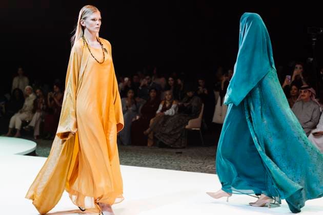 Modest Fashion Week second runaway in Abu Dhabi, United Arab Emirtaes - 14 Apr 2025 Models seen on stage for Turana Atash. Designers Miha (Turkey), Salam Design (Palestine), Turana Atash (London - UK), Arta Kallaba (USA) and Khalifa Fund x Emirati Designers (UAE) attend the first runaway of Abu Dhabi Modest Fashion Week organized by Think Fashion at St. Regis Saadiyat Island Resort. Abu Dhabi United Arab Emirates Copyright: xValeriaxFerrarox xSOPAxImagesx FerraroValeria_14042025_Second runaway of Modest Fashion Week in Abu Dhabi (14 April)_130