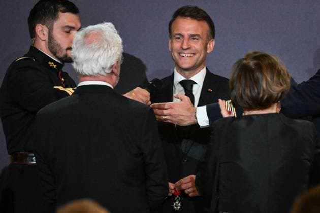 Emmanuel Macron awards those involved in Notre Dame de Paris Cathedral restorations - FA French President Emmanuel Macron awards those involved in the restorations of Notre-Dame de Paris Cathedral at the Elysee Palace in Paris on April 15, 2025. Photo by Firas Abdullah ABACAPRESS.COM Paris Ile-de-France France  Copyright: xAbdullahxFiras ABACAx