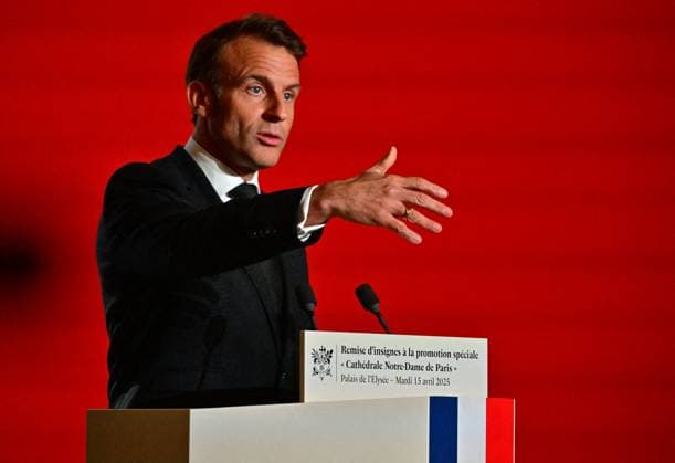Macron awards those involved in Notre Dame de Paris Cathedral restorations - Paris French President Emmanuel Macron delivers a speech before awarding those involved in the restorations of Notre-Dame de Paris Cathedral at the Elysee Palace in Paris on April 15, 2025. Photo by Christian Liewig Pool ABACAPRESS.COM Paris France  Copyright: xLiewigxChristian Pool ABACAx