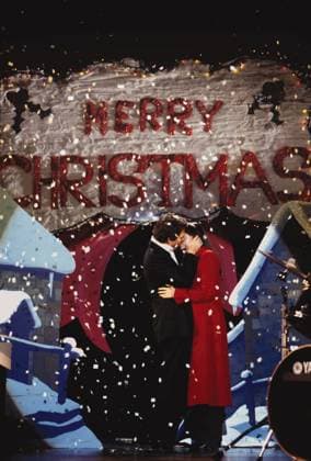 Love Actually (2003) - filmstill Hugh Grant & Martine McCutcheon Love Actually (2003) - - - EDITORIAL USE ONLY Copyright: xCAP RFSx