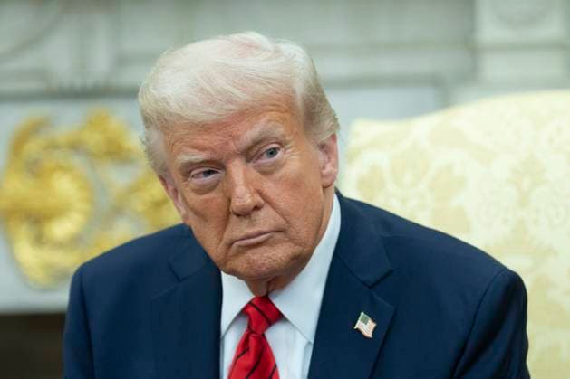 Trump Meets PM Meloni of Italy United States President Donald J Trump meets Prime Minister Giorgia Meloni of the Italian Republic in the Oval Office of the White House in Washington, DC, US, on Thursday, April 17, 2025. Credit: Chris Kleponis Pool via CNP Washington District of Columbia United States  Copyright: xPool ABACAx