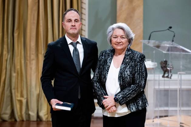 April 17, 2025, Ottawa, On, Canada: Gov. Gen. Mary Simon, right, presents vÃ¢ric Fontaine with the Governor GeneralöÄÃ s Literary Award in Translation for Ristigouche: Le long cours de la rivivÂ®re sauvage during a ceremony at Rideau Hall in Ottawa, on Thursday, April 17, 2025. Ottawa Canada  - ZUMAc35_ 20250417_zaf_c35_056 Copyright: xSpencerxColbyx