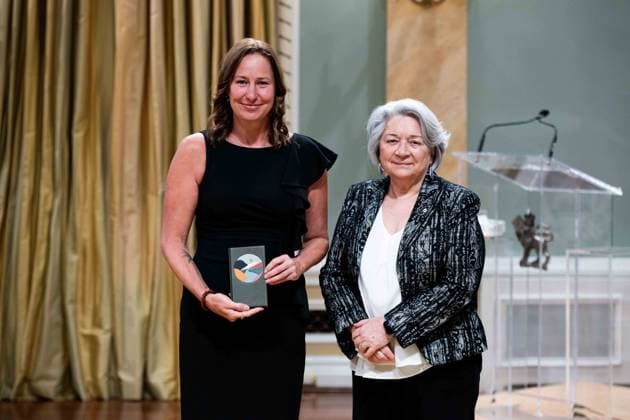 April 17, 2025, Ottawa, On, Canada: Gov. Gen. Mary Simon, right, presents StvoöÃ‚ fani Meunier with the Governor GeneraloÂ¢Ã¢öÂ¬AÂ¡oÆ’Ã¢â‚¬Å¾oÆ’Ã‚Â s Literary Award for Young People s Literature Text for Une bulle en dehors du temps during a ceremony at Rideau Hall in Ottawa, on Thursday, April 17, 2025. Ottawa Canada  - ZUMA Apr 20250417_zaf_c35_051 Copyright: xSpencerxColbyx
