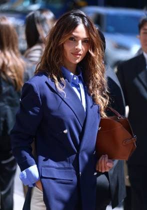 Celebs At Ralph Lauren - NYC Eiza Gonzalez attends the Ralph Lauren fashion show in New York, NY on April 17, 2025. Photo by Dylan Travis ABACAPRESS.COM New York City NY United States  Copyright: xDylanxTravis ABACAx