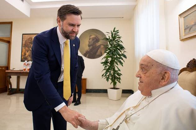 Bilder des Jahres 2025, News 04 April April 21, 2025, Vatican City, Vatican City, USA: United States Vice President JD Vance meets with His Holiness Pope Francis on Easter Sunday, April 20, 2025 Vatican City USA - ZUMAs152 20250421_faa_s152_001 Copyright: xcourtesyxofxthexVaticanx