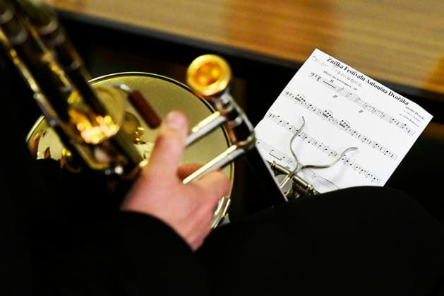 The Dresden Philharmonic symphony orchestra opened the 56th Antonin Dvorak Music Festival, in Pribram, Czech Republic, on April 22, 2025. Preparation for the opening theme song of the festival. (CTKxPhoto MiroslavxChaloupka) CTKPhotoP2025042207887  CTKPhotoP2025042207887