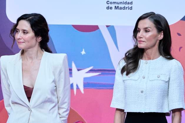 24-04-2025 Madrid Queen Letizia and president of the Community of Madrid Isabel Diaz Ayuso at the presentation of the 47th edition of the childrens and youth literature El Barco de Vapor and Gran Angular awards in Madrid. No Spain Â  Copyright: xPPEx