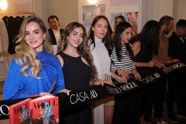 April 24, 2025, Mexico City, Ciudad de Mexico, Mexico: (L-R) Valeria Aguilar, Ela Velden, Majo Aguilar during the ribbon-cutting ceremony for Espacio Vogue Mo xico at Four Seasons Hotel. on April 24, 2025 in Mexico City, Mexico. Mexico City Mexico - ZUMAe321 20250424_zea_e321_016 Copyright: xYamakxPereax