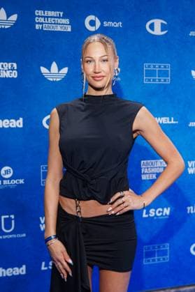 Fashion Show ABOUT YOU Fashionmania Lulu Lewe at the ABOUT YOU Fashionmania by AYFW at the Uber Eats Music Hall on 25 04 2025 in Berlin Copyright: xEventpressxKochanx