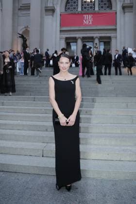 Bilder des Jahres 2025, Entertainment 04 April April 25, 2025, Ny, USA: NEW YORK, NEW YORK - APRIL 25: Adriana Lima attends Tiffany & Co. s celebration of the launch of Blue Book 2025: Sea of Wonder at The Metropolitan Museum of Art on April 25, 2025 in New York City. The exclusive event showcased Tiffany™s latest high jewelry collection, inspired by the mysteries of the ocean, and attracted top celebrities, designers, and industry leaders. USA - ZUMAra1_ 20250425_aap_ra1_058 Copyright: xGiadaxPapinixRampelotto Europanex