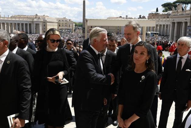 26-04-2025 King Felipe VI and Queen Letizia with King Filip and Queen Mathilde attend the funeral of Pope Francis in St. Peters Square at the Vatican. Â  Copyright: xPPEx