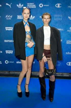 Svenja Sievers and Lea at the ABOUT YOU Fashionmania by AYFW in the Uber Eats Music Hall Berlin, 25 04 2025 Foto:xM.xBehrensx xFuturexImagex about_you_5432