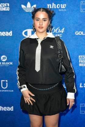 Derya Vural at the ABOUT YOU Fashionmania by AYFW in the Uber Eats Music Hall Berlin, 25 04 2025 Foto:xM.xBehrensx xFuturexImagex about_you_5461