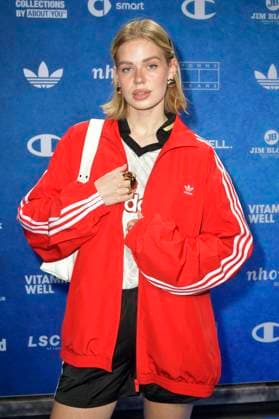 Linda Sza at the ABOUT YOU Fashionmania by AYFW in the Uber Eats Music Hall Berlin, 25 04 2025 Foto:xM.xBehrensx xFuturexImagex about_you_5480