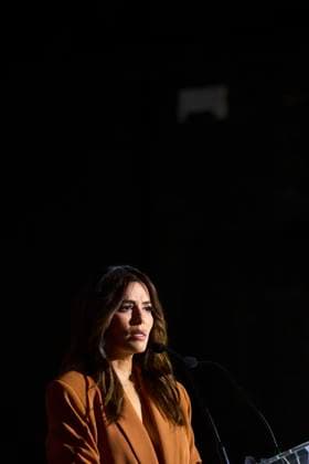 Eva Longoria attends Honorary Award at the Platinum Awards 2025 press conference Eva Longoria attends Honorary Award at the Platinum Awards 2025 press conference at Albeniz Theatre on April 26, 2025 in Madrid, Spain Photo by IMAGO MPG Madrid Albeniz Theatre Madrid Spain  Copyright: xMPGx