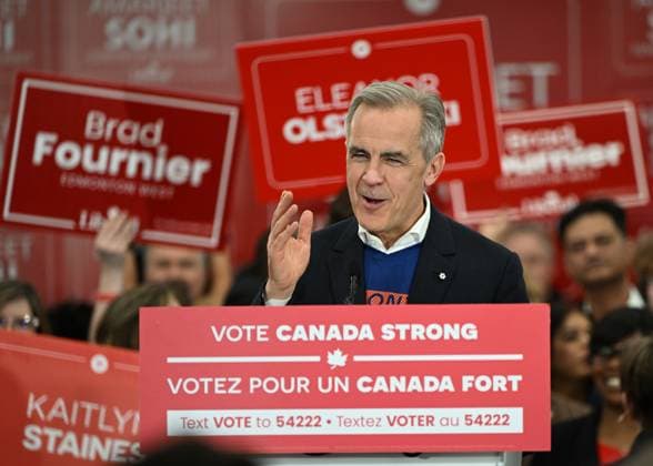 Carney Makes Final Plea For Votes In Edmonton EDMONTON, CANADA APRIL 27: Canadian Prime Minister and Liberal Leader Mark Carney addresses volunteers and supporters at Liberal candidate Amarjeet Sohi™s campaign office, on the eve of the General Election Day, in Edmonton, Alberta, Canada, on April 27, 2025. Edmonton Canada  Copyright: xArturxWidakx originalFilename: widak-carneyma250427_npeMg.jpg