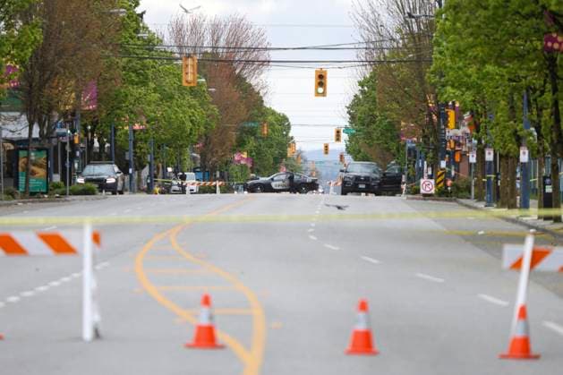 Tragic Car Incident at Vancouver Filipino Festival Kills 11 - Canada Police officers working on 41st and Fraser in Vancouver on April 28, 2025, two days after a car drove into a crowd during the Lapu Lapu Festival. Police said a 30-year-old man drove his car into a crowd at a Filipino street festival, killing at least eleven people and injuring multiple others. Photo by Tomaz Jr Pximages ABACAPRESS.COM Vancouver Vancouver, BC Canada  Copyright: xPXxImages ABACAx