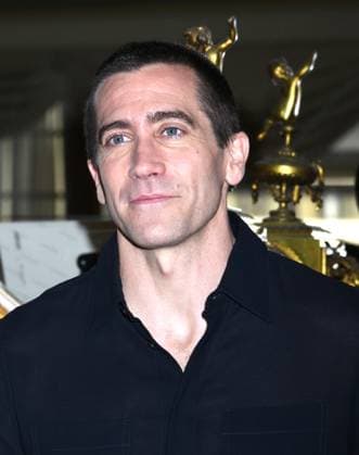 April 29, 2025, New York, New York, United States: Jake Gyllenhaal joins the legendary wall of caricatures at Sardi s in New York. April 29, 2025 New York United States - ZUMAp281 20250429_zea_p281_006 Copyright: xPhotoxImagexPressx