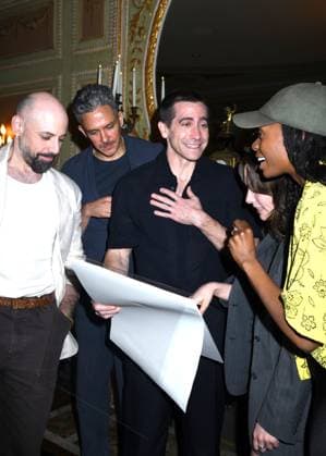 April 29, 2025, New York, New York, United States: Jake Gyllenhaal joins the legendary wall of caricatures at Sardi s. Jake Gyllenhaal will gather with the company of Othello and friends at Sardi s in New York. April 29, 2025 New York United States - ZUMAp281 20250429_zea_p281_011 Copyright: xPhotoxImagexPressx
