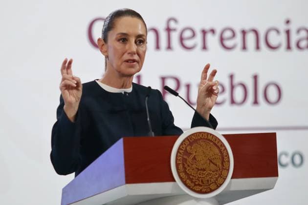 MexicoÃ¢â‚¬â ¢s President Claudia Sheinbaum Pardo, speaks during a briefing conference where she gives a message to Mexican children in the context of the celebration of Children s Day at National Palace. on April 30, 2025 in Mexico City, Mexico. Mexico City Mexico - ZUMAe321 20250430_zia_e321_029 Copyright: xCarlosxSantiagox
