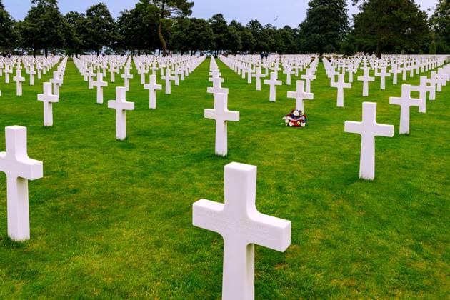 Amerikanischer Soldatenfriedhof Saint-Laurent (Cimitière Americain, Cimitiere Americain, Normandy American Cemetery) in Colleville-sur-Mer am Omaha Beach an der Côte de Nacre (Cote de Nacre, Perlmuttküste, Landungsstrände) im Département Calvados in der Region Normandie in Frankreich *** American War Cemetery Saint Laurent Cimitière Americain, Cimitiere Americain, Normandy American Cemetery in Colleville sur mer on Omaha Beach to the Côte de nacre Cote de Nacre, Mother-of-pearl coast, Landing beaches at Department Calvados in the Region Normandy in France